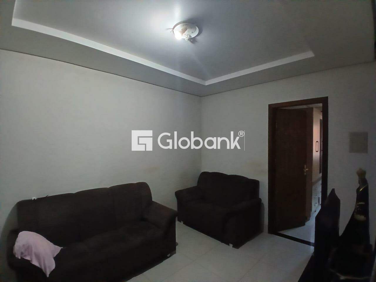 Casa 3 quartos à venda Veneza Parque 80m² Montes Claros MG: 