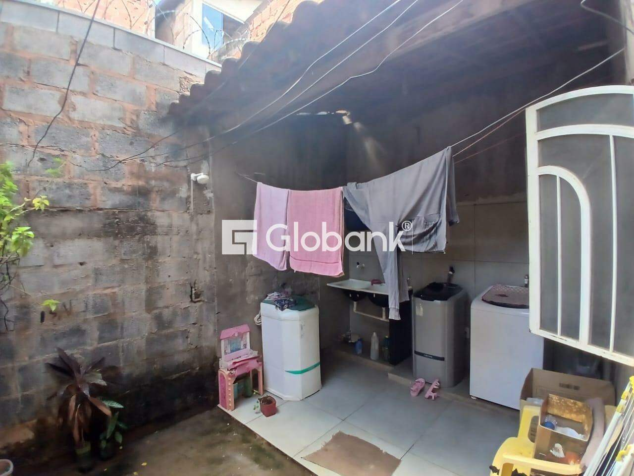 Casa 3 quartos à venda Veneza Parque 80m² Montes Claros MG: 