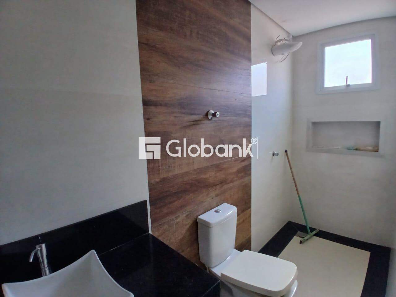 Casa 3 quartos à venda Veneza Parque 80m² Montes Claros MG: 