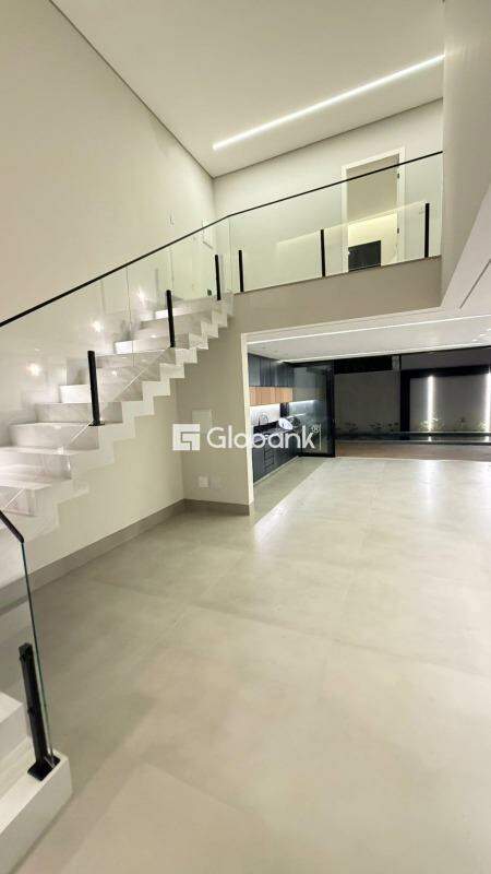 Casa 5 quartos à venda Ibituruna 220m² Montes Claros MG: