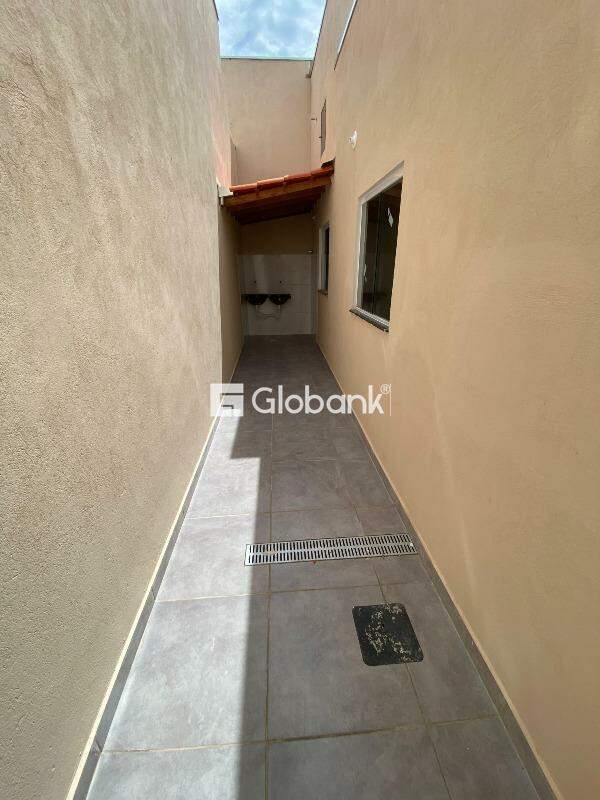 Casa 3 quartos à venda Carmelo 55m² Montes Claros MG: 