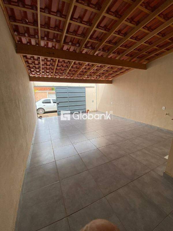 Casa 3 quartos à venda Carmelo 55m² Montes Claros MG: 