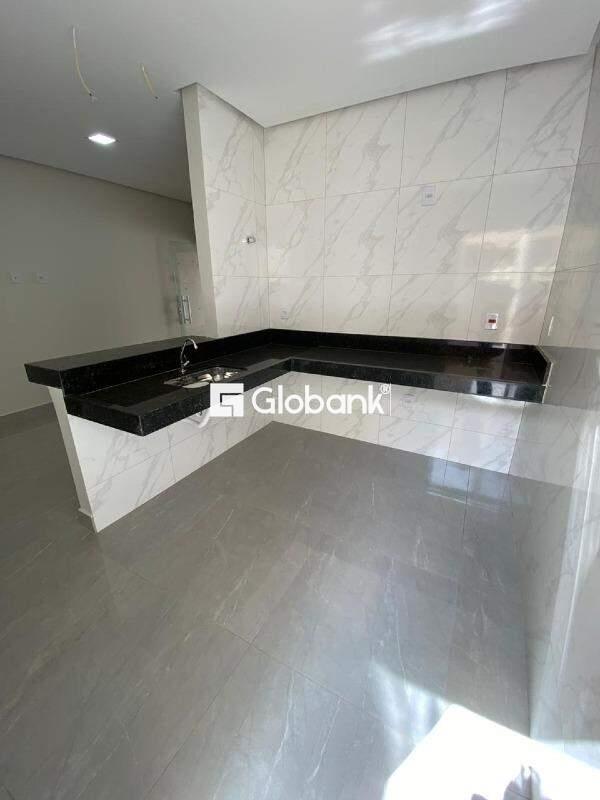 Casa 2 quartos à venda Carmelo 45m² Montes Claros MG: 