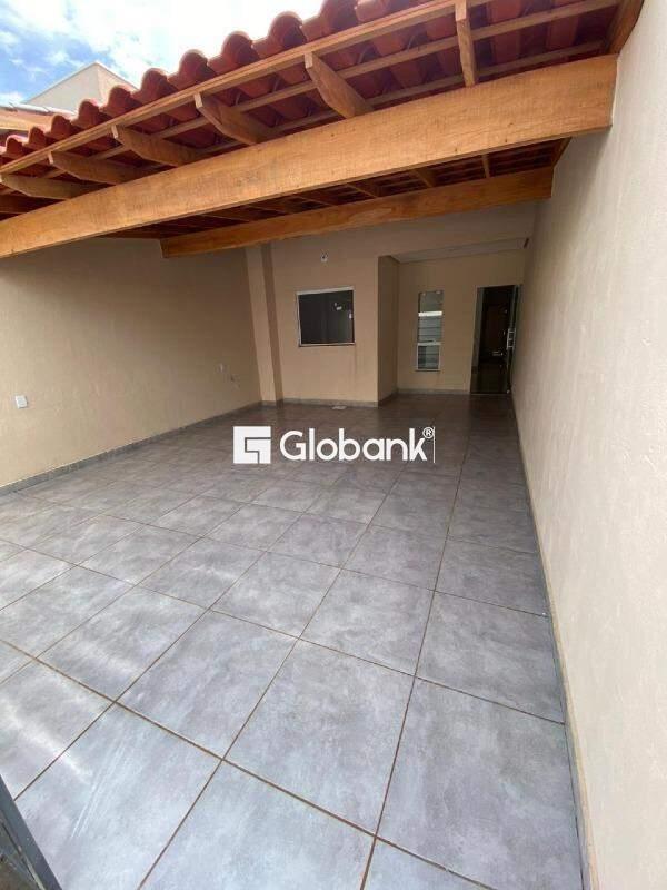 Casa 2 quartos à venda Carmelo 45m² Montes Claros MG: 