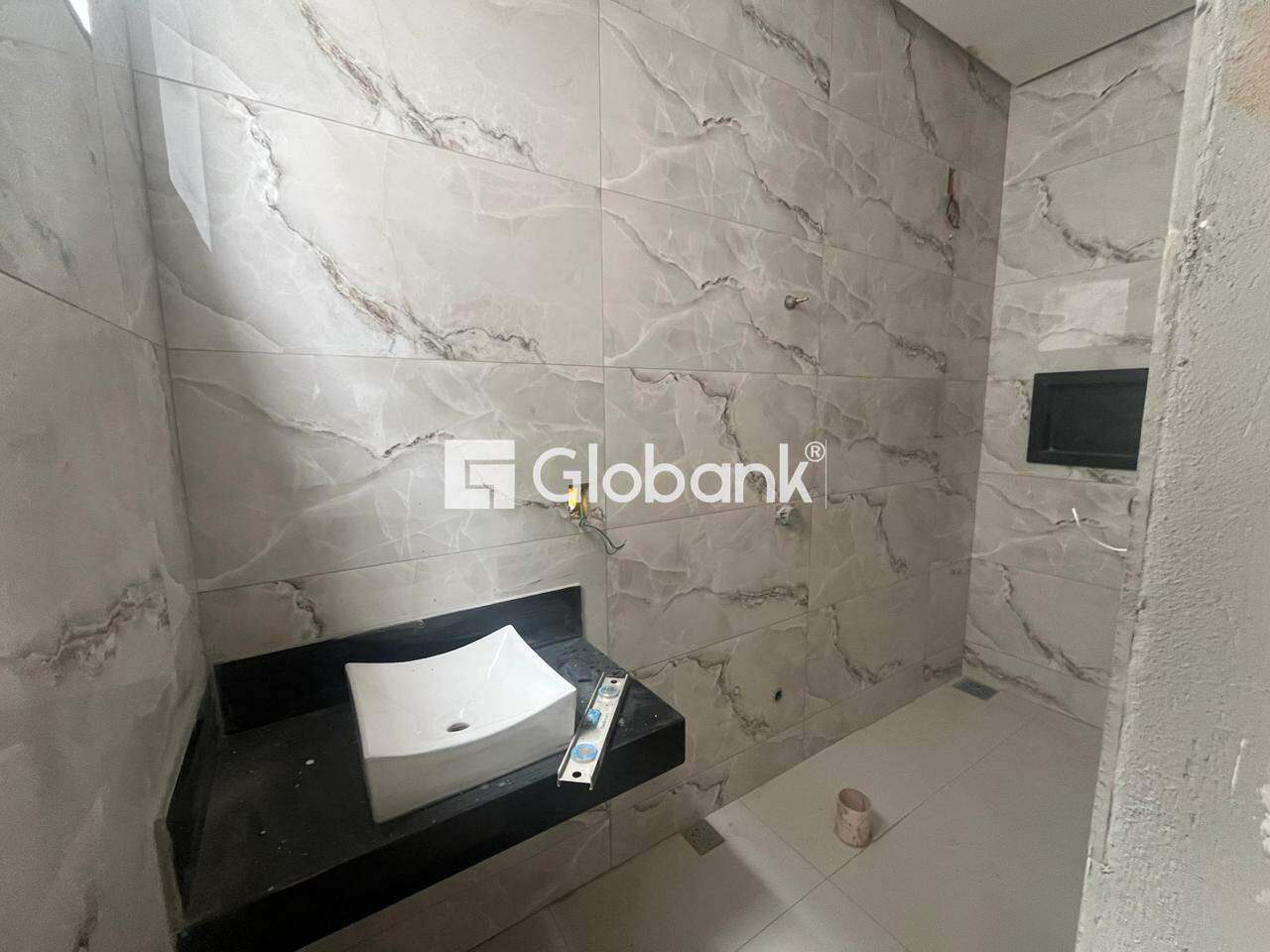 Casa 3 quartos à venda Residencial Sul Jacarandás 180m² Montes Claros MG: BANHEIRO SOCIAL