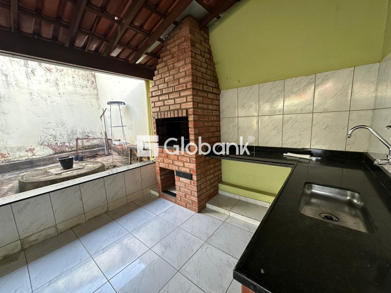 Casa 3 quartos para aluguel Jardim Palmeiras 110m² Montes Claros MG: Área gourmet