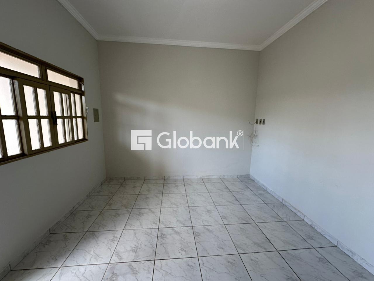 Casa 3 quartos para aluguel Jardim Palmeiras 110m² Montes Claros MG: Quarto