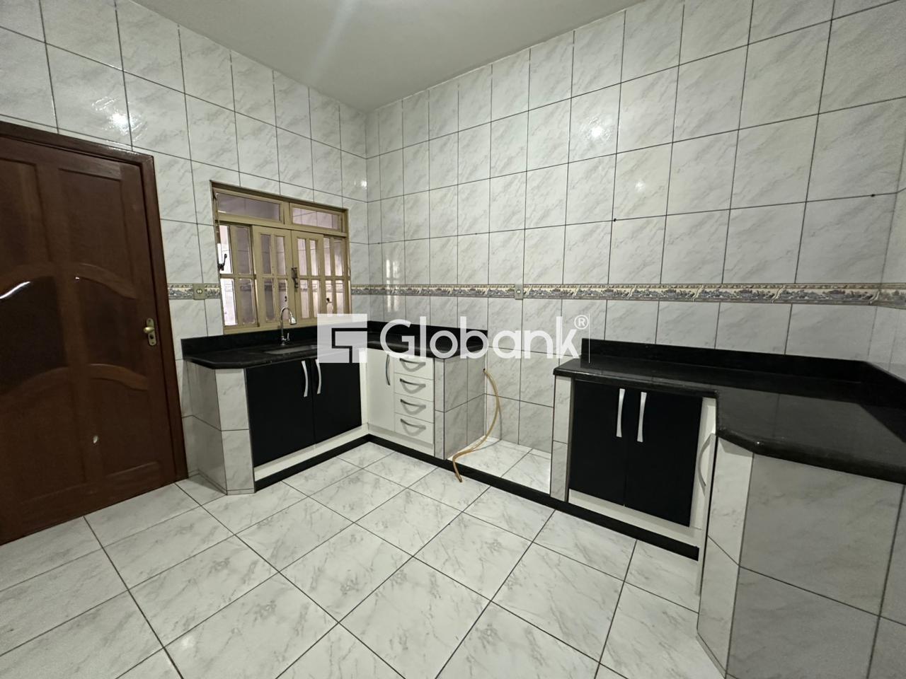 Casa 3 quartos para aluguel Jardim Palmeiras 110m² Montes Claros MG: Cozinha