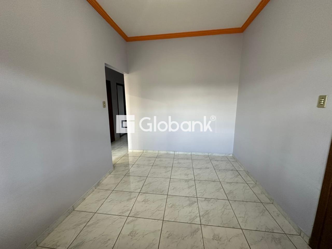 Casa 3 quartos para aluguel Jardim Palmeiras 110m² Montes Claros MG: Quarto