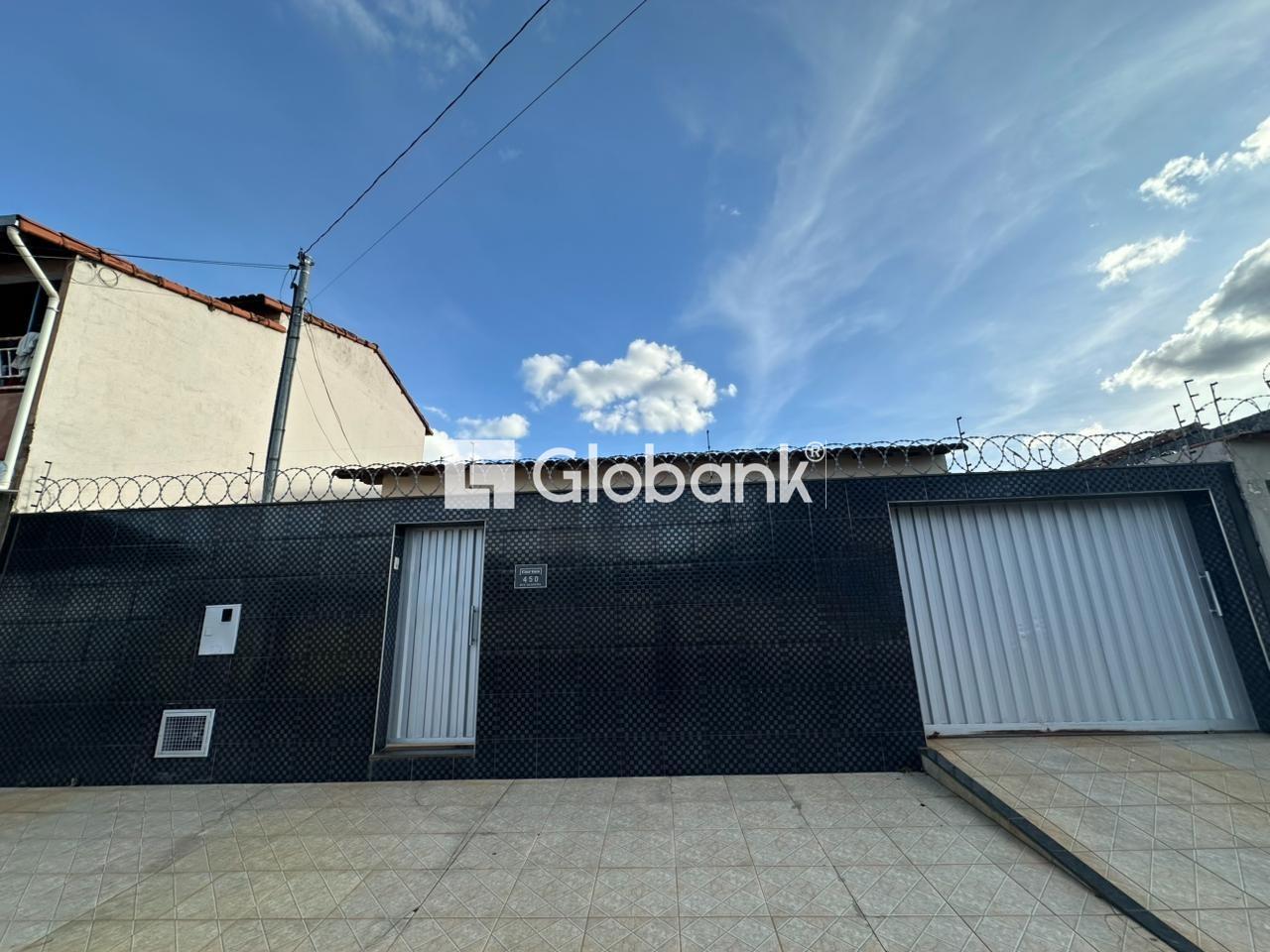 Casa 3 quartos para aluguel Jardim Palmeiras 110m² Montes Claros MG: 