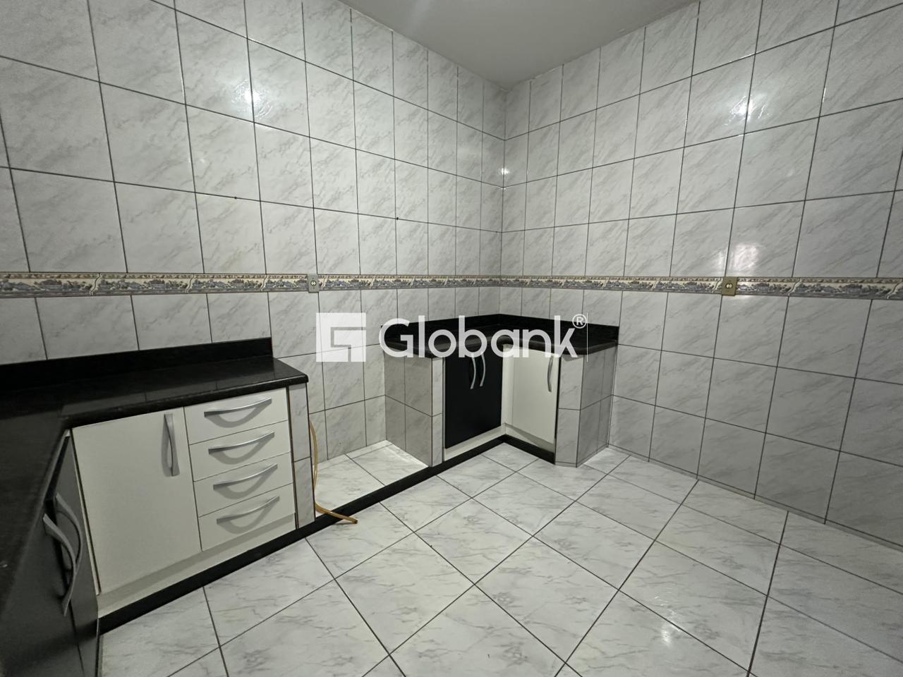 Casa 3 quartos para aluguel Jardim Palmeiras 110m² Montes Claros MG: Cozinha