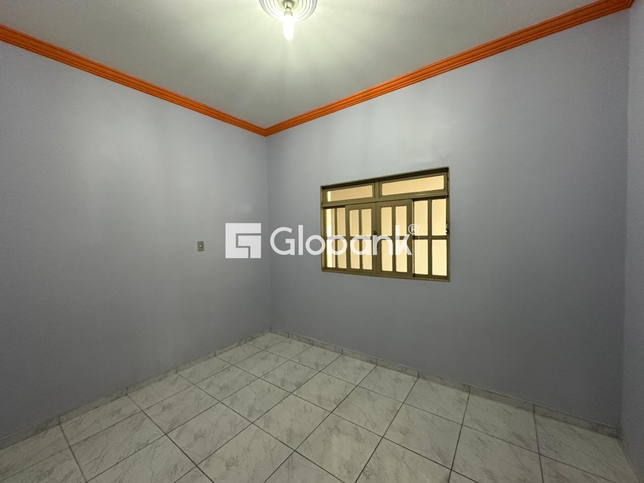 Casa 3 quartos para aluguel Jardim Palmeiras 110m² Montes Claros MG: Quarto