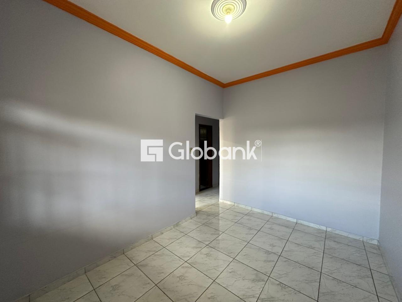 Casa 3 quartos para aluguel Jardim Palmeiras 110m² Montes Claros MG: Quarto