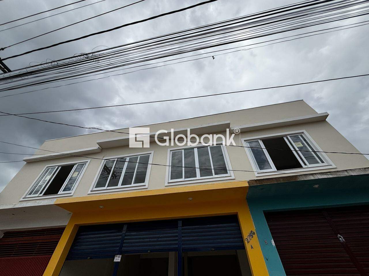Sala comercial para aluguel Jardim São Geraldo 85m² Montes Claros MG: Fachada