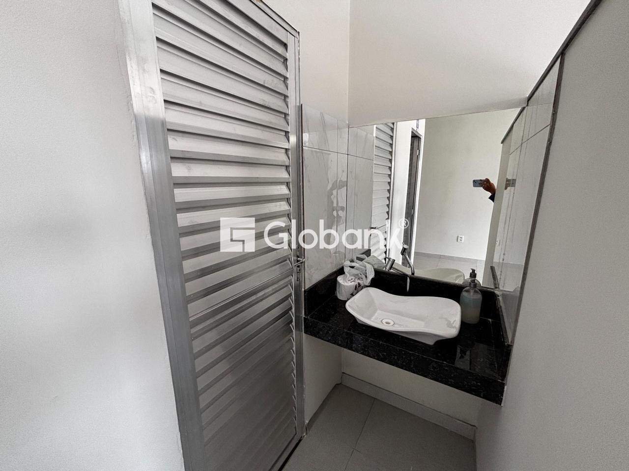 Sala comercial para aluguel Jardim São Geraldo 85m² Montes Claros MG: Lavabo