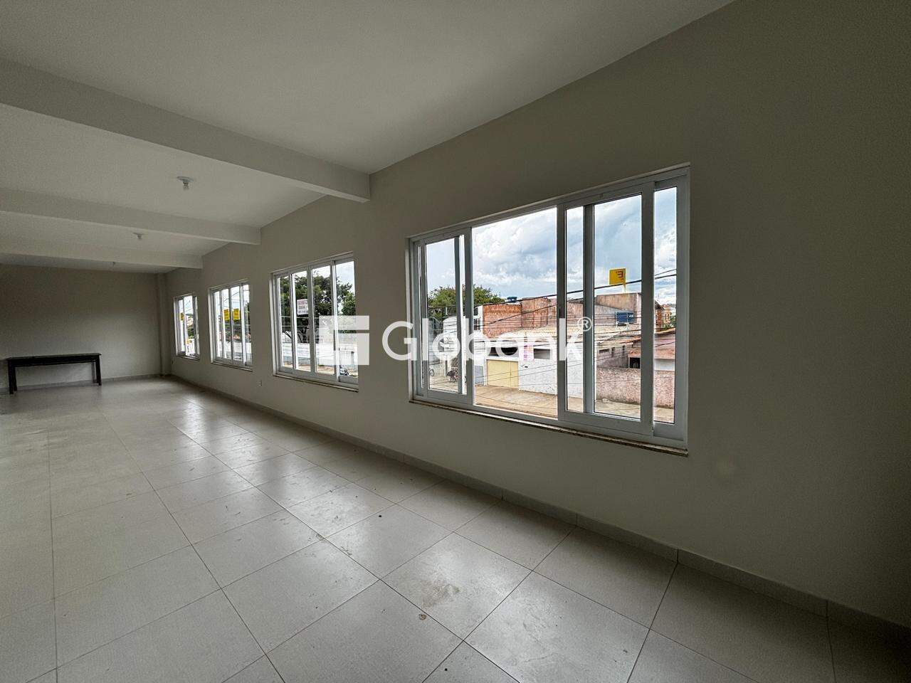Sala comercial para aluguel Jardim São Geraldo 85m² Montes Claros MG: Interior