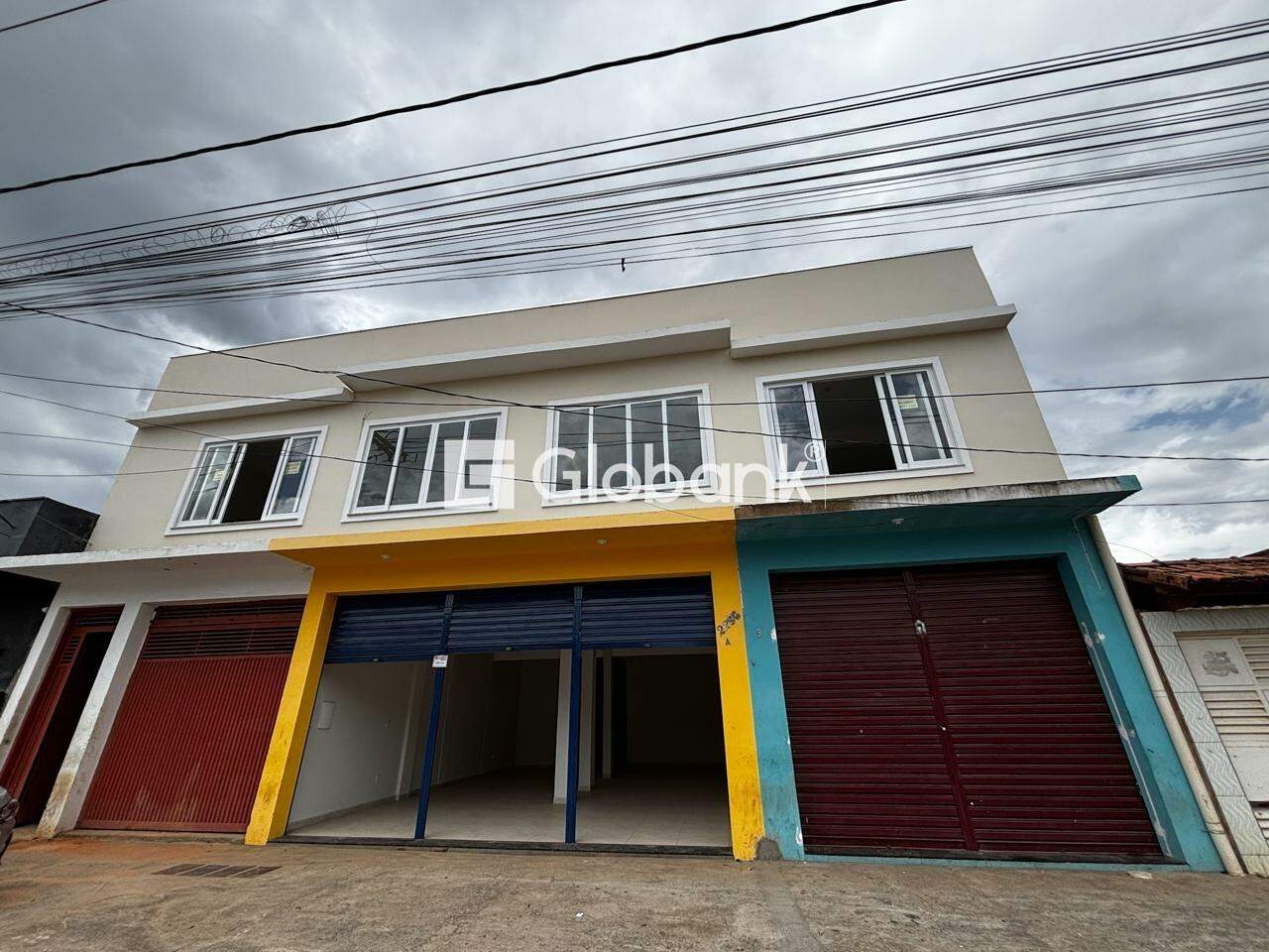 Sala comercial para aluguel Jardim São Geraldo 85m² Montes Claros MG: Fachada