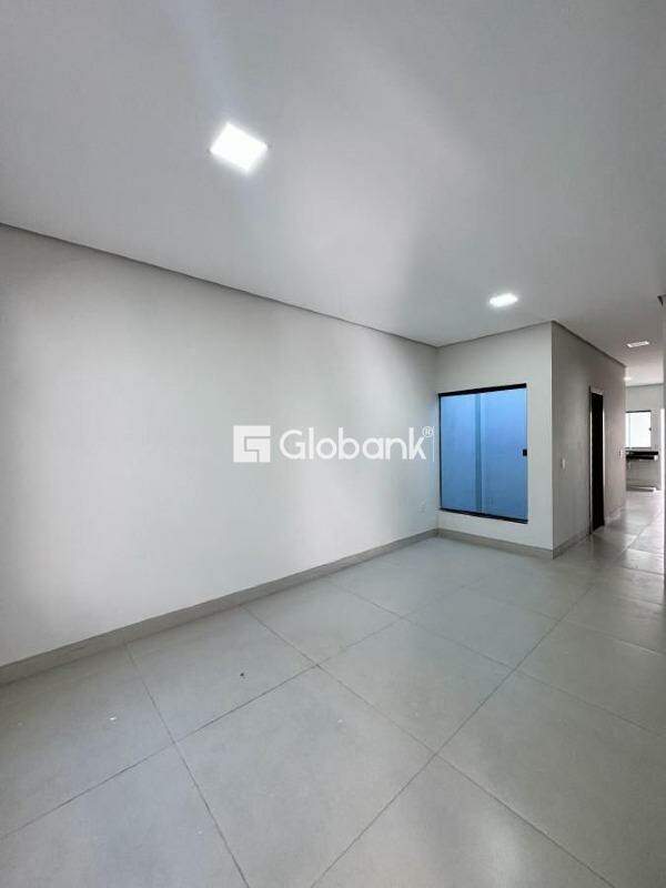 Casa 3 quartos à venda Residencial Terra Jardim 105m² Montes Claros MG: 