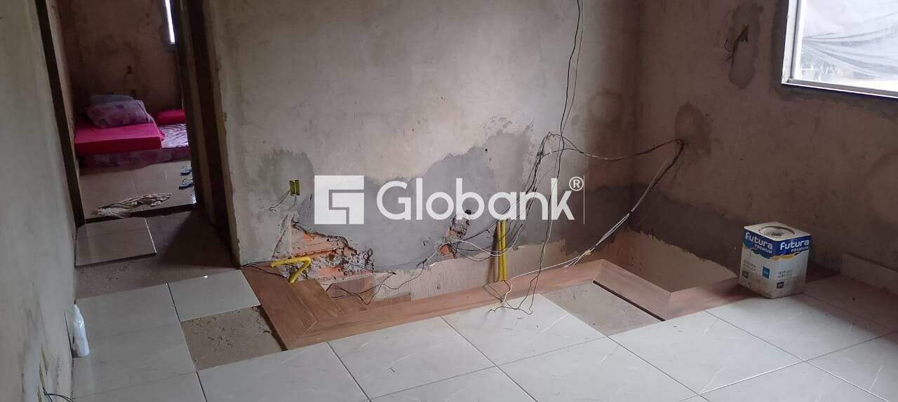 Casa 5 quartos à venda Maracanã 120m² Montes Claros MG: 