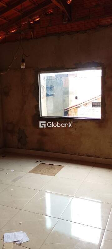 Casa 5 quartos à venda Maracanã 120m² Montes Claros MG: 