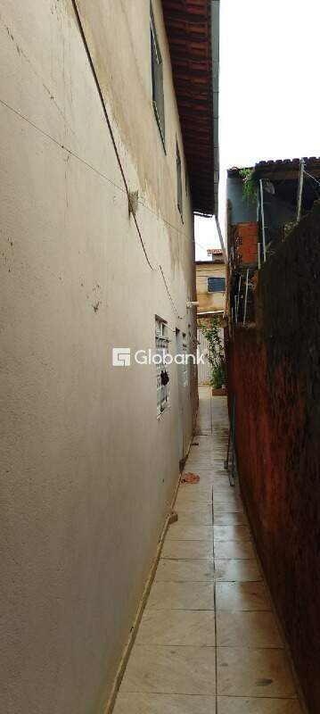 Casa 5 quartos à venda Maracanã 120m² Montes Claros MG: 