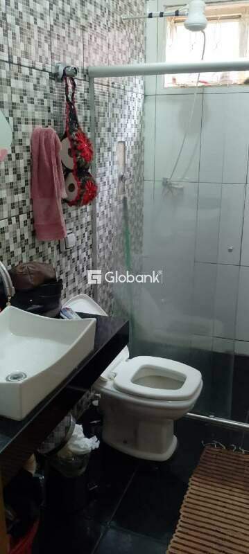Casa 5 quartos à venda Maracanã 120m² Montes Claros MG: 