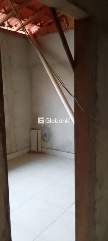 Casa 5 quartos à venda Maracanã 120m² Montes Claros MG: 