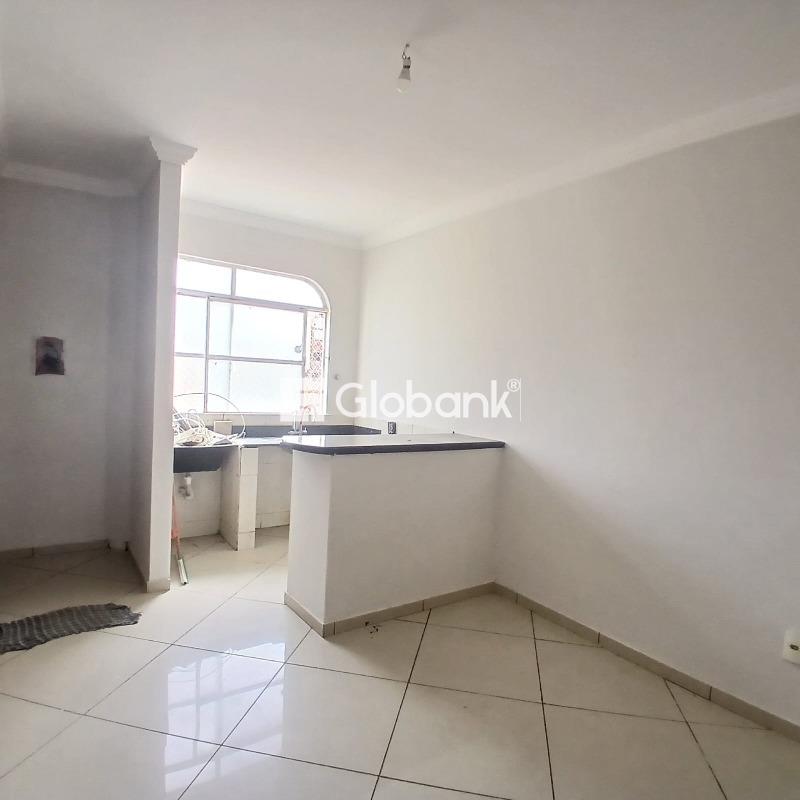 Apartamento 2 quartos à venda Centro 45m² Montes Claros MG: 