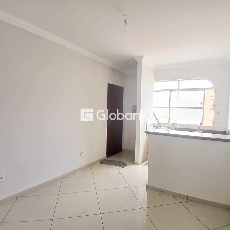Apartamento 2 quartos à venda Centro 45m² Montes Claros MG: 