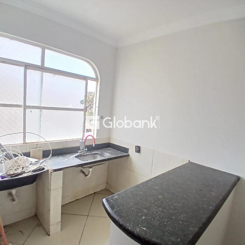Apartamento 2 quartos à venda Centro 45m² Montes Claros MG: 