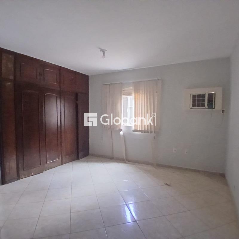 Casa 3 quartos à venda Conjunto Cristo Rei 45m² Montes Claros MG: 