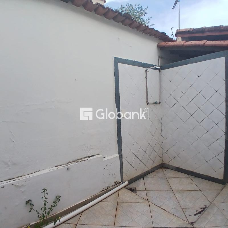 Casa 3 quartos à venda Conjunto Cristo Rei 45m² Montes Claros MG: 