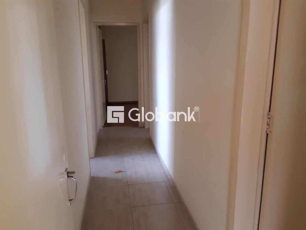 Casa 6 quartos à venda Centro 200m² Montes Claros MG: 