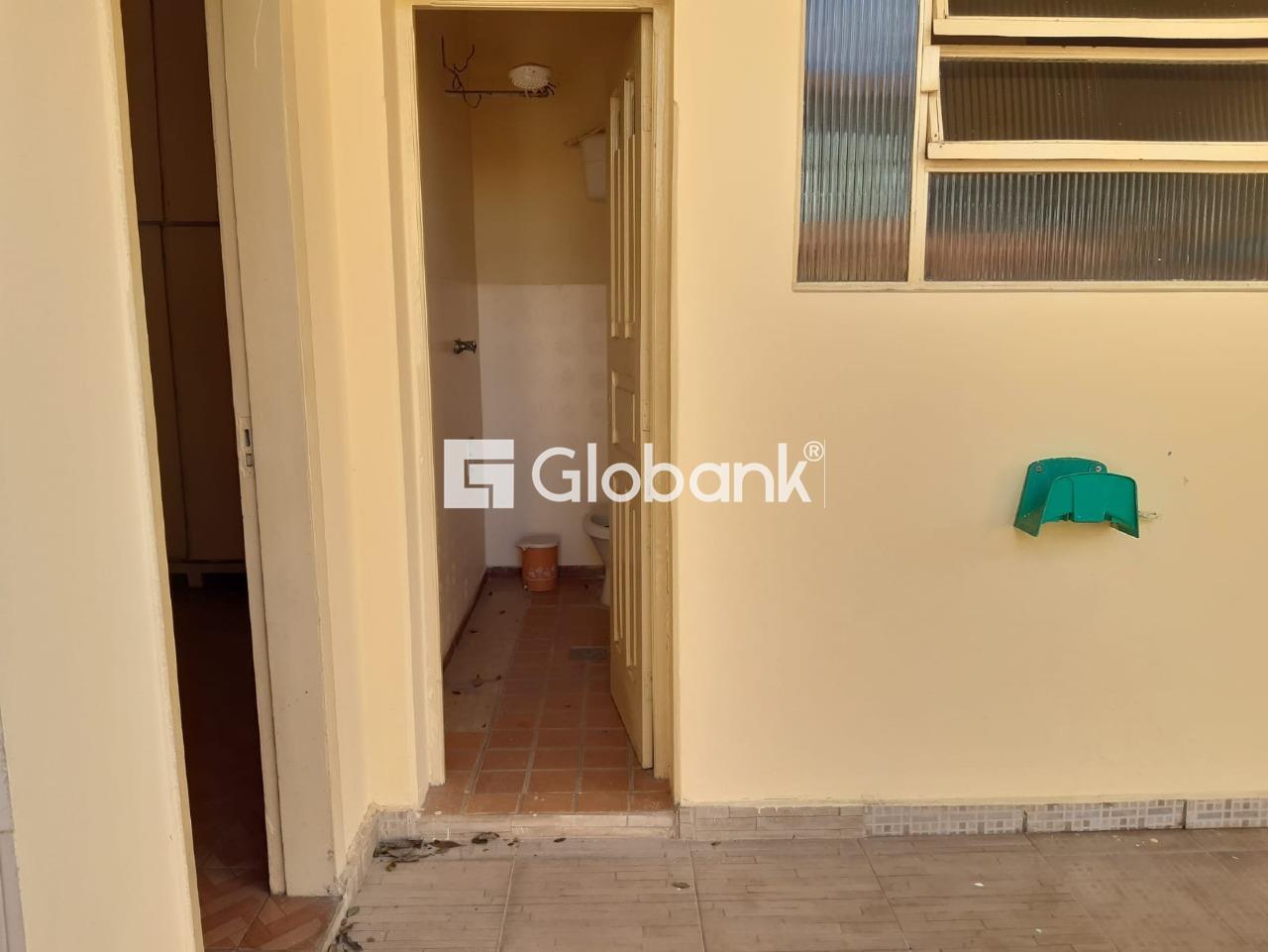 Casa 6 quartos à venda Centro 200m² Montes Claros MG: 