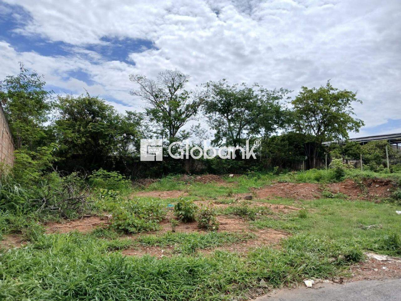 Terreno à venda São Mateus 560m² Montes Claros MG: 