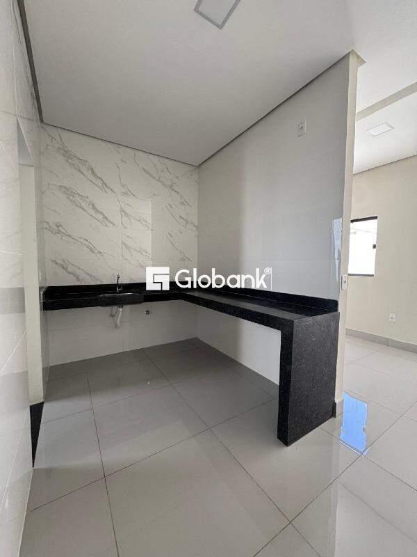 Casa 2 quartos à venda Vila Anália 55m² Montes Claros MG: 