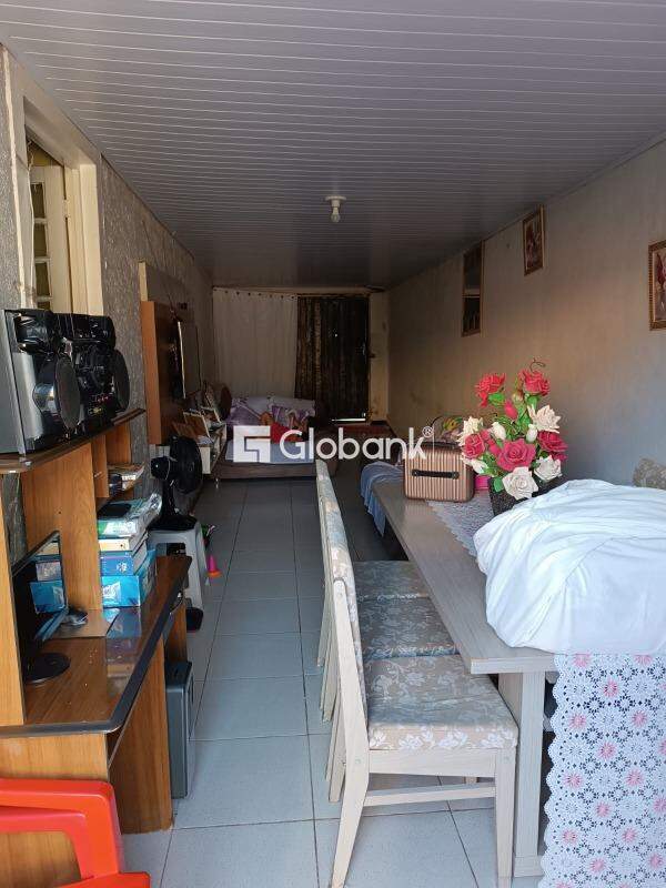 Casa 2 quartos à venda Novo Horizonte 50m² Montes Claros MG: 