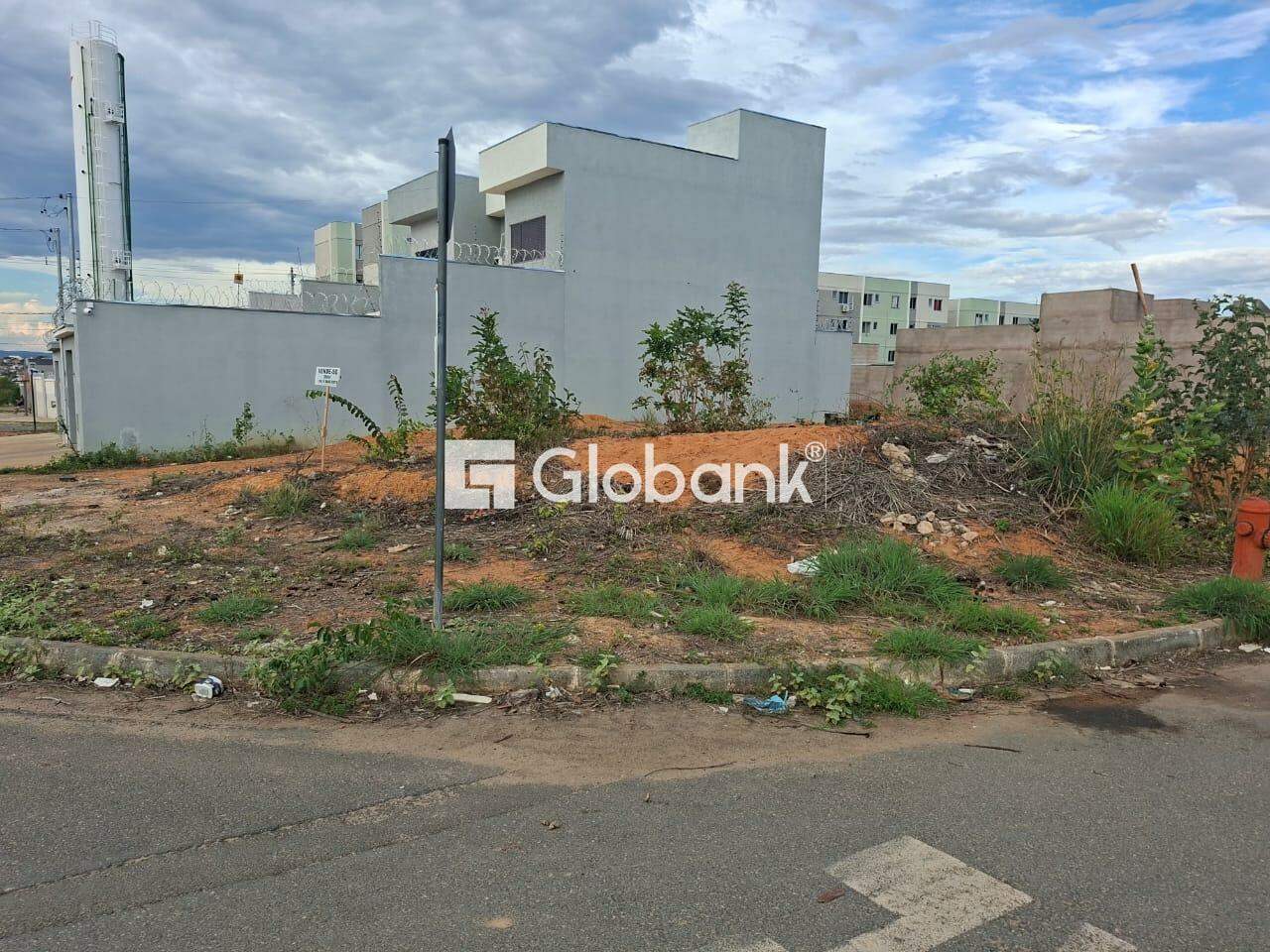Terreno à venda Residencial Sul Ipês 260m² Montes Claros MG: 