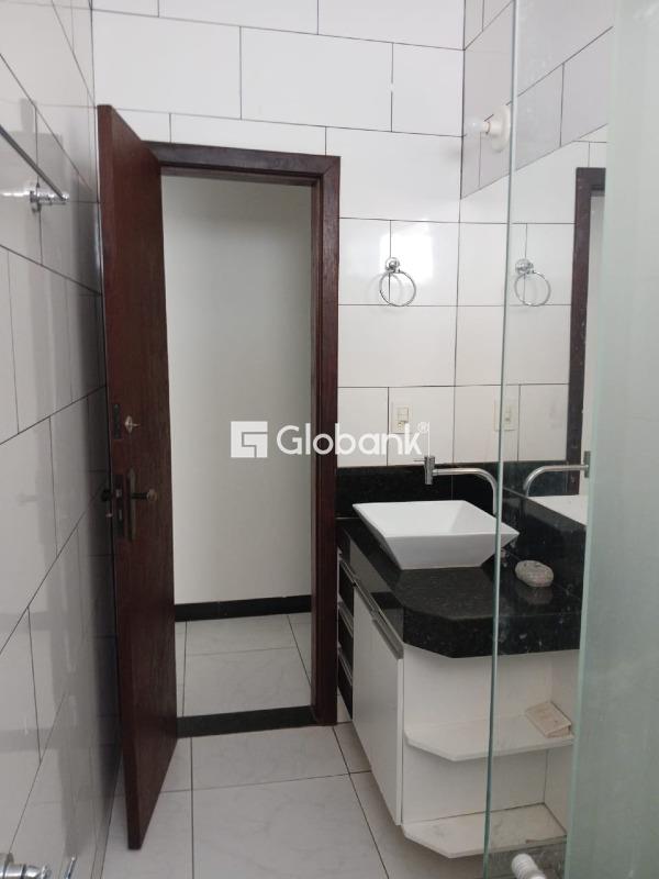 Casa 2 quartos à venda Santo Inácio 69m² Montes Claros MG: 