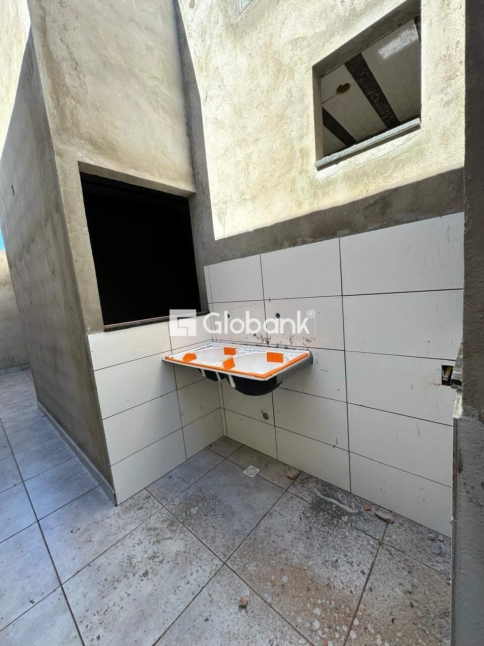 Casa 2 quartos à venda Jardim Olímpico 45m² Montes Claros MG: 