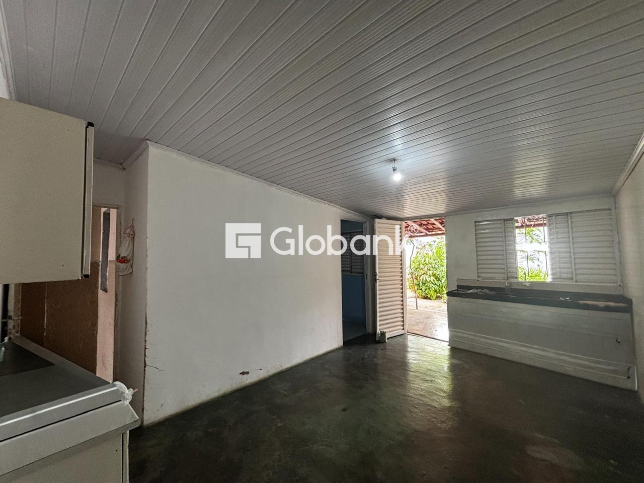 Casa 5 quartos à venda Antônio Pimenta 85m² Montes Claros MG: 