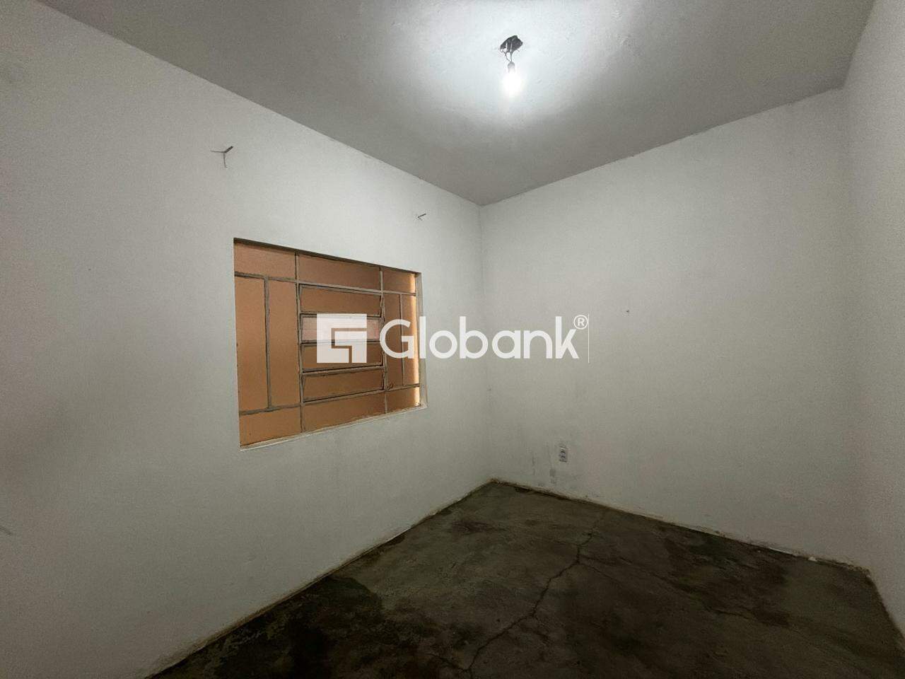 Casa 5 quartos à venda Antônio Pimenta 85m² Montes Claros MG: 