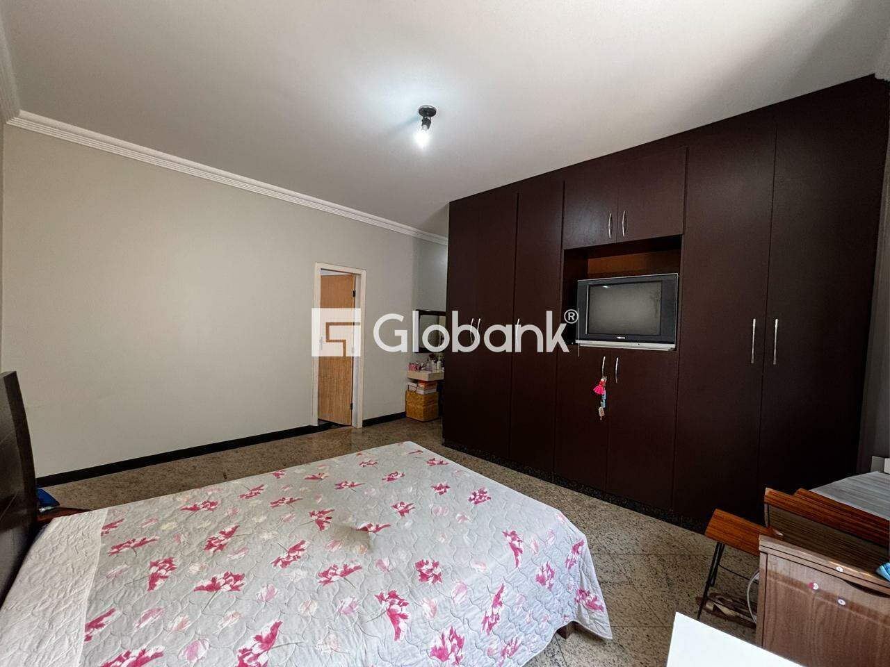 Casa 7 quartos à venda Morada do Sol 540m² Montes Claros MG: 