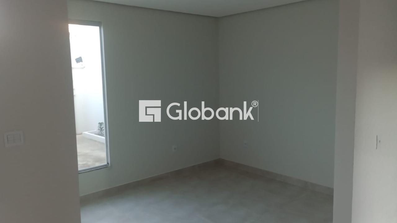Casa 2 quartos à venda Residencial Sul 60m² Montes Claros MG: 