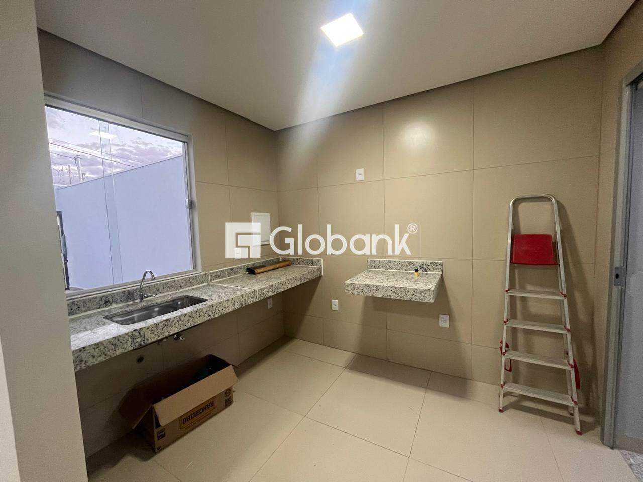 Casa 2 quartos à venda Guarujá 50m² Montes Claros MG: