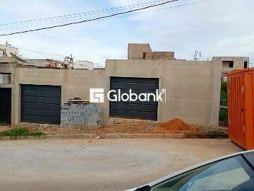 Casa 2 quartos à venda Guarujá 50m² Montes Claros MG: 