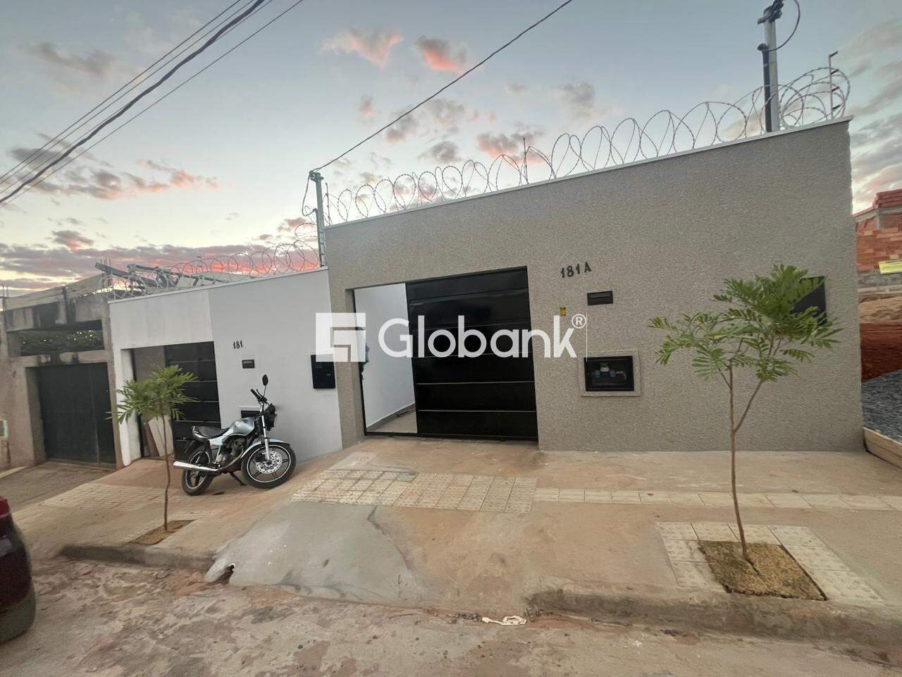 Casa 2 quartos à venda Guarujá 50m² Montes Claros MG: 