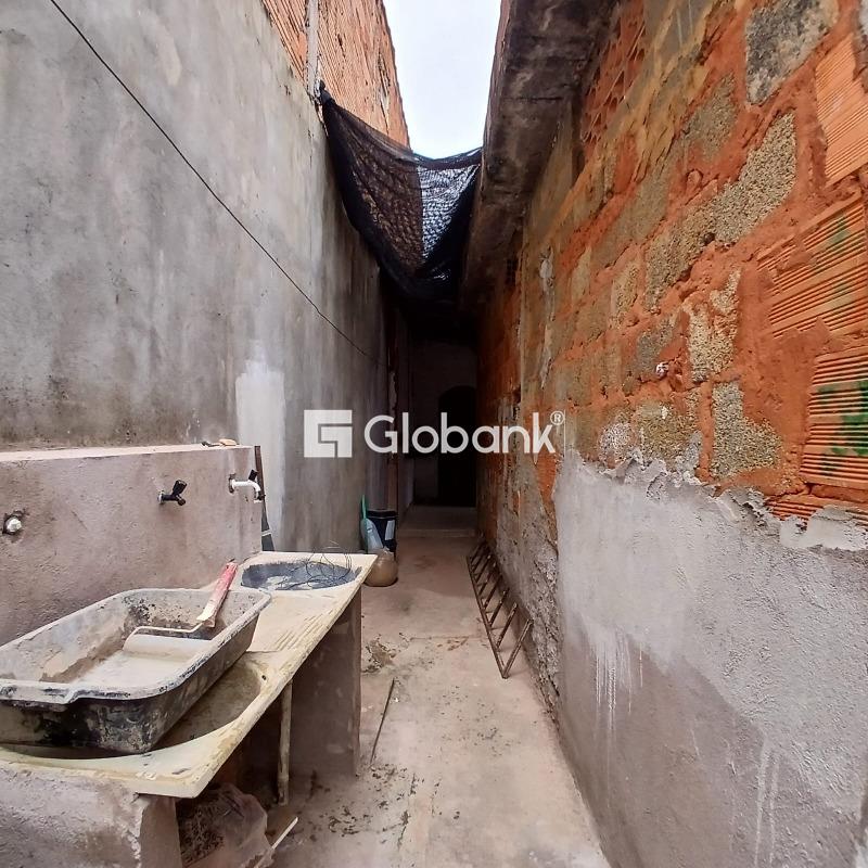 Casa 4 quartos à venda Major Prates 90m² Montes Claros MG: 