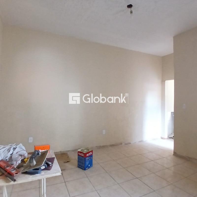 Casa 4 quartos à venda Major Prates 90m² Montes Claros MG: 