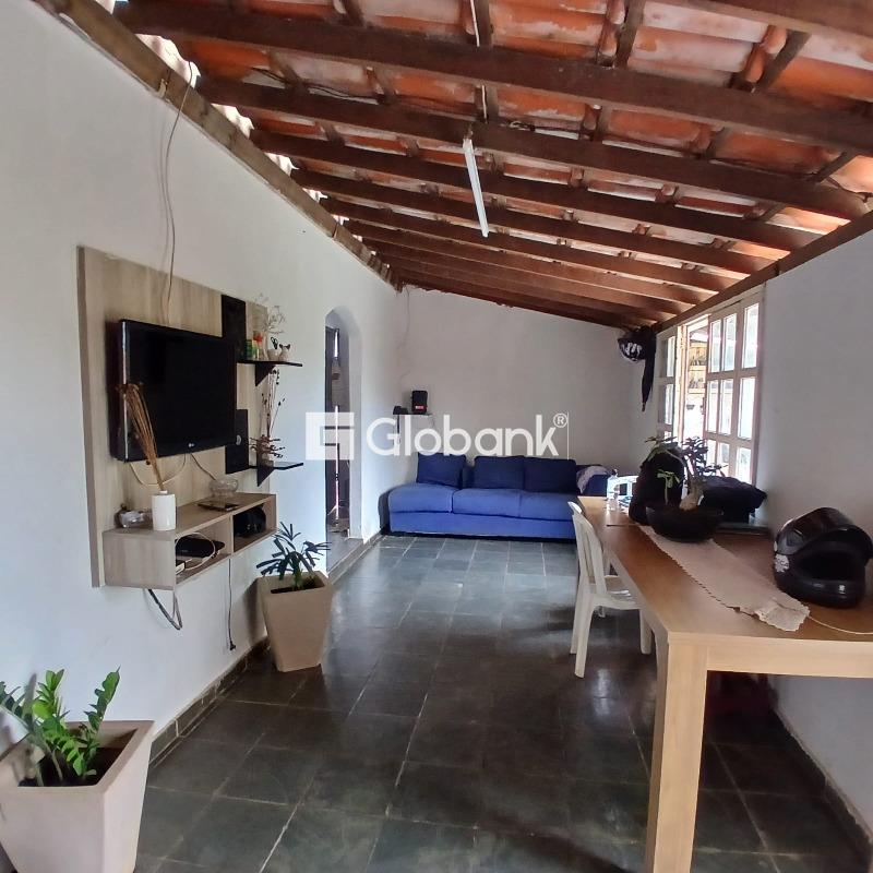 Casa 4 quartos à venda Major Prates 90m² Montes Claros MG: 